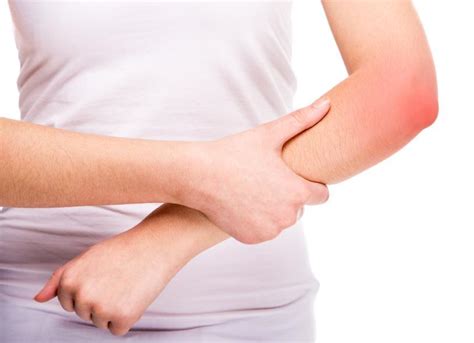 Ноющая боль в мышцах локтевого сустава - причины и лечение